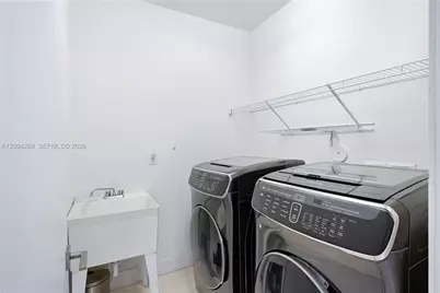 7525 NW 103rd Pl, Doral, FL 33178 - Photo 31