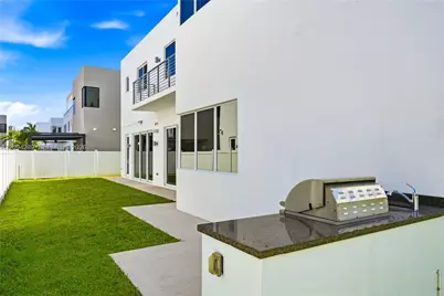 7525 NW 103rd Pl, Doral, FL 33178 - Photo 69