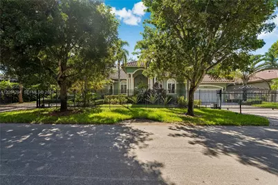 9504 SW 89th Pl, Miami, FL 33176 - Photo 7