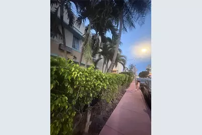 637 12th St #6, Miami Beach, FL 33139 - Photo 15
