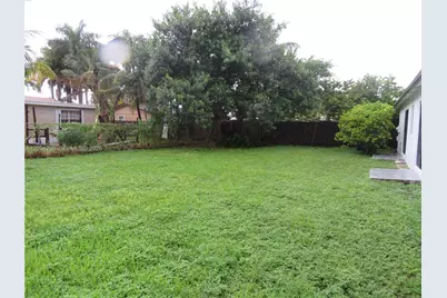 26682 SW 125th Ct, Homestead, FL 33032 - Photo 9