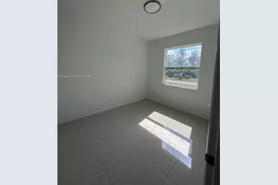 4700 29th St SW #4700, Lehigh Acres, FL 33973 - Photo 5