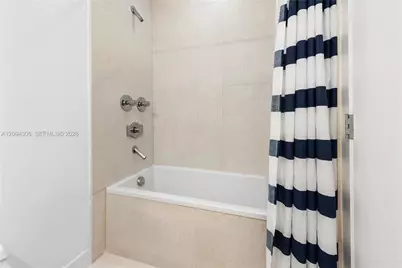 808 Brickell Key Dr #304, Miami, FL 33131 - Photo 43