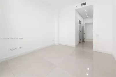 808 Brickell Key Dr #304, Miami, FL 33131 - Photo 47