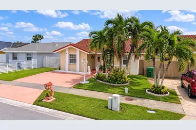 2421 SW 142nd Pl, Miami, FL 33175 - Photo 3