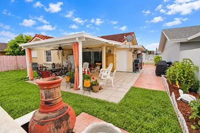2421 SW 142nd Pl, Miami, FL 33175 - Photo 27