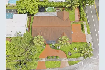 19901 Highland Lakes Blvd, Miami, FL 33179 - Photo 39