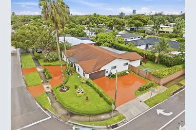 19901 Highland Lakes Blvd, Miami, FL 33179 - Photo 37