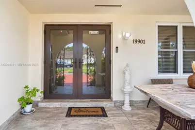 19901 Highland Lakes Blvd, Miami, FL 33179 - Photo 7