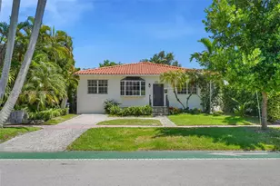 4529 Royal Palm Ave, Miami Beach, FL 33140 - Photo 1