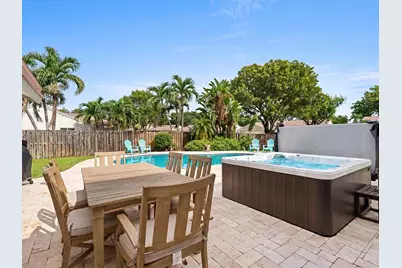 1061 Cedar Creek Way, Davie, FL 33325 - Photo 25