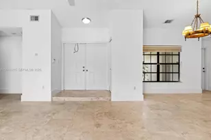 1061 Cedar Creek Way, Davie, FL 33325 - Photo 33