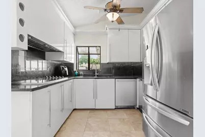 1061 Cedar Creek Way, Davie, FL 33325 - Photo 35