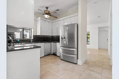 1061 Cedar Creek Way, Davie, FL 33325 - Photo 37