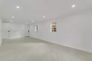 2637 Nassau Dr, Miramar, FL 33023 - Photo 17