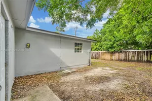 2637 Nassau Dr, Miramar, FL 33023 - Photo 39