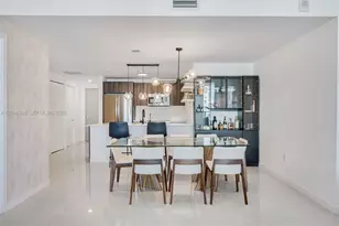 488 NE 18th St, Miami, FL 33132 - Photo 9