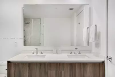 488 NE 18th St #4805, Miami, FL 33132 - Photo 17