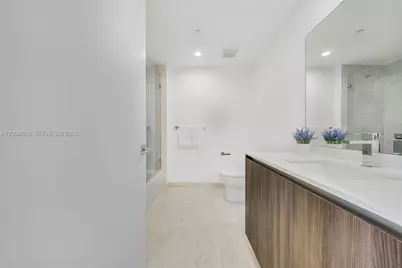 488 NE 18th St #4805, Miami, FL 33132 - Photo 19