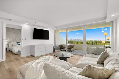 155 Ocean Lane Dr #1002, Key Biscayne, FL 33149 - Photo 3