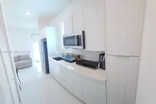 6611 NW 102nd Path, Doral, FL 33178 - Photo 1
