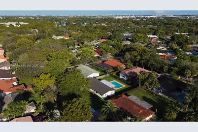 14515 Mahogany Ct, Miami Lakes, FL 33014 - Photo 31