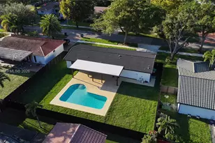 14515 Mahogany Ct, Miami Lakes, FL 33014 - Photo 41