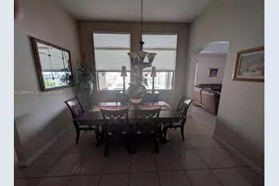 2924 SW 144th Pl, Miami, FL 33175 - Photo 5