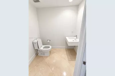 17301 Biscayne Blvd #211, North Miami Beach, FL 33160 - Photo 9