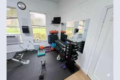 2841 Somerset Dr #307, Lauderdale Lakes, FL 33311 - Photo 19