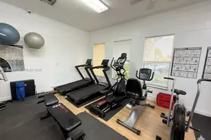 2841 Somerset Dr, Lauderdale Lakes, FL 33311 - Photo 21