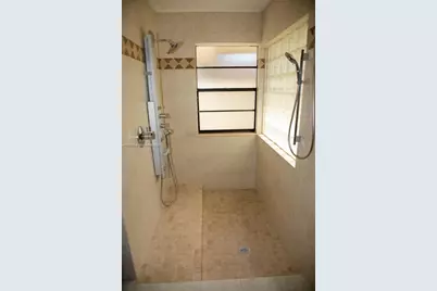 1060 NW 110th Ln #1060, Coral Springs, FL 33071 - Photo 9