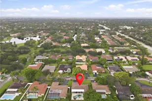 653 NW 100th Ln, Coral Springs, FL 33071 - Photo 35