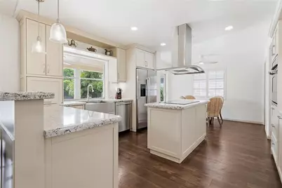 653 NW 100 Ln, Coral Springs, FL 33071 - Photo 7