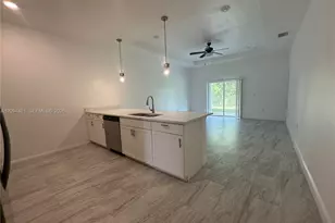 1240 Columbus Blvd, Fort Myers, FL 33913 - Photo 3