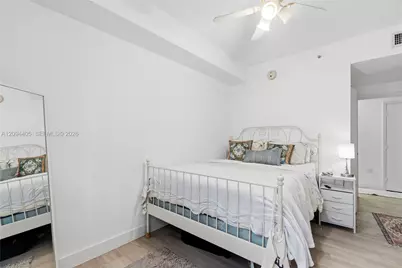 185 SE 14th Ter #1402, Miami, FL 33131 - Photo 9