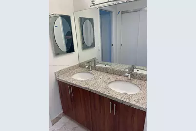 261 Navarre Ave #C-4, Coral Gables, FL 33134 - Photo 13