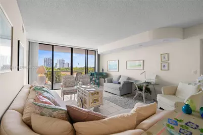 20281 E Country Club Dr #403, Aventura, FL 33180 - Photo 17