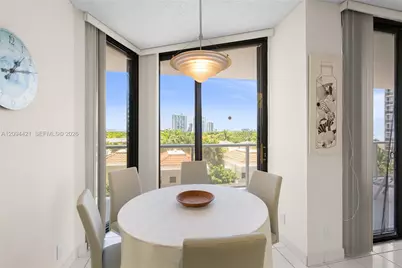 20281 E Country Club Dr #403, Aventura, FL 33180 - Photo 11