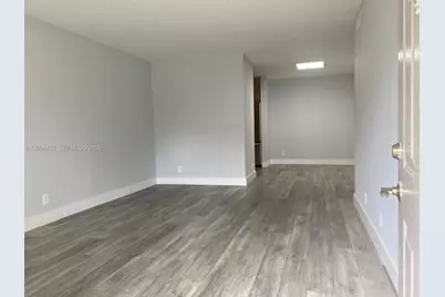 3231 NW 102nd Ter #3231, Coral Springs, FL 33065 - Photo 3