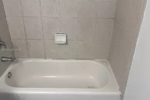 7320 NW 114th Ave, Doral, FL 33178 - Photo 5