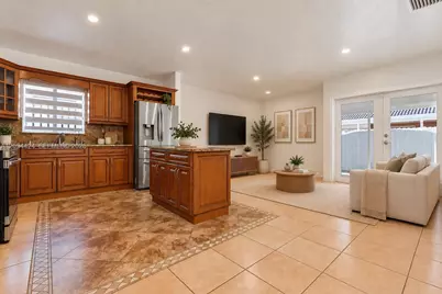 10124 NW 127th Ter, Hialeah Gardens, FL 33018 - Photo 27