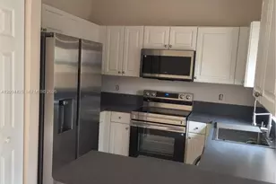 4146 NE 26th St, Homestead, FL 33033 - Photo 3