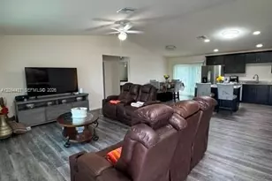 1201 Banjo Ct, Labelle, FL 33935 - Photo 3