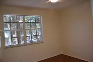 130 SW 96th Ave, Plantation, FL 33324 - Photo 13