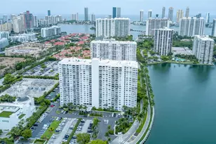 18081 Biscayne Blvd, Aventura, FL 33160 - Photo 33