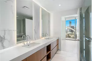 1400 Biscayne Blvd, Miami, FL 33132 - Photo 11
