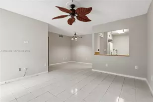 2655 W 67th Pl, Hialeah, FL 33016 - Photo 7