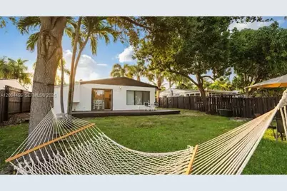 2634 Thomas St, Hollywood, FL 33020 - Photo 13