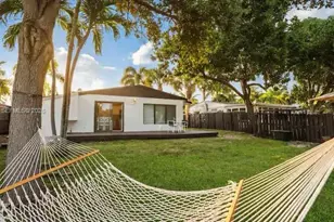 2634 Thomas St, Hollywood, FL 33020 - Photo 13